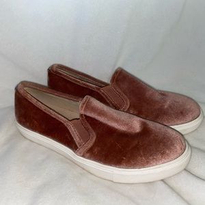Steve Madden Slip On Shoes